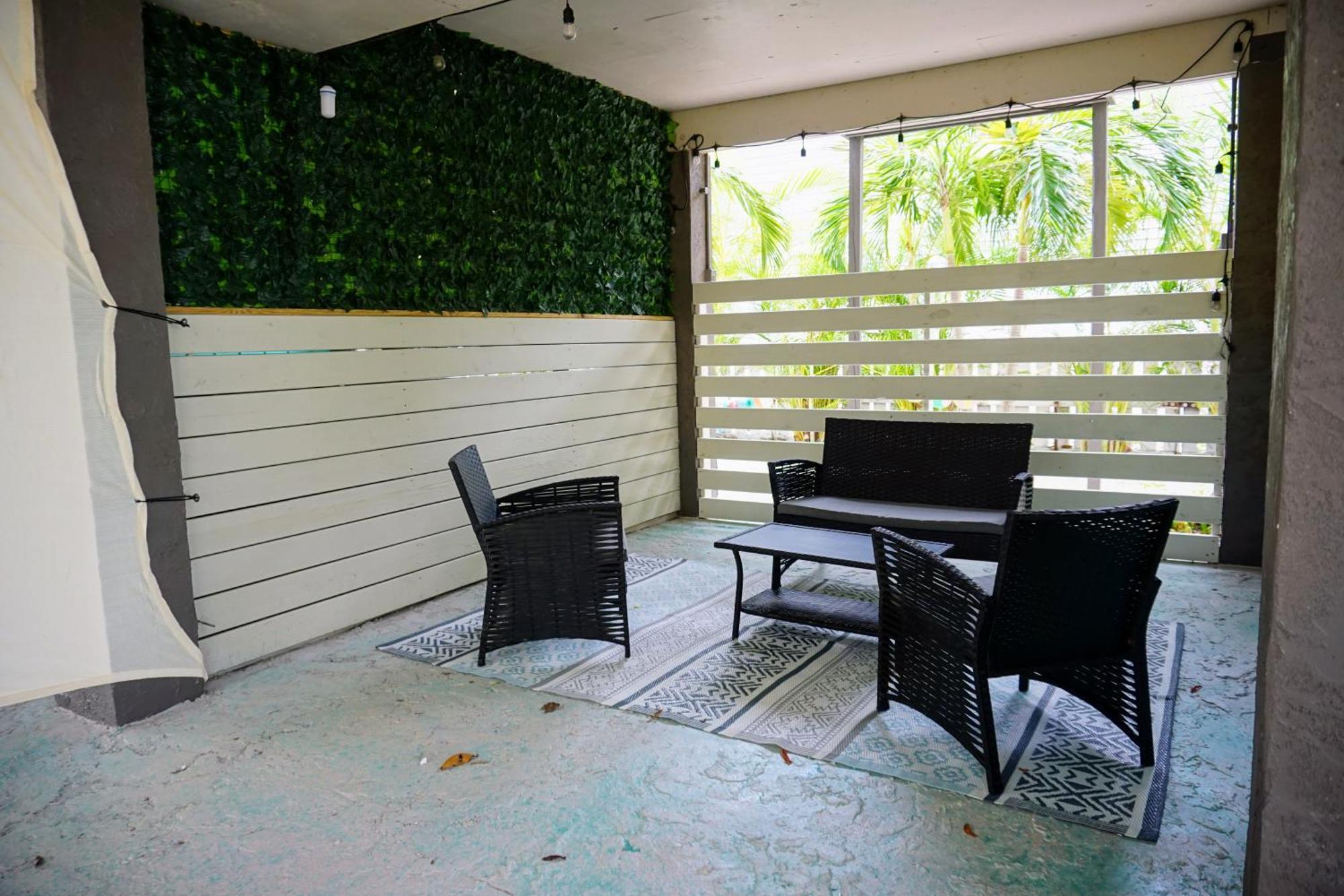 Ami Beach Shack Bradenton Beach Εξωτερικό φωτογραφία